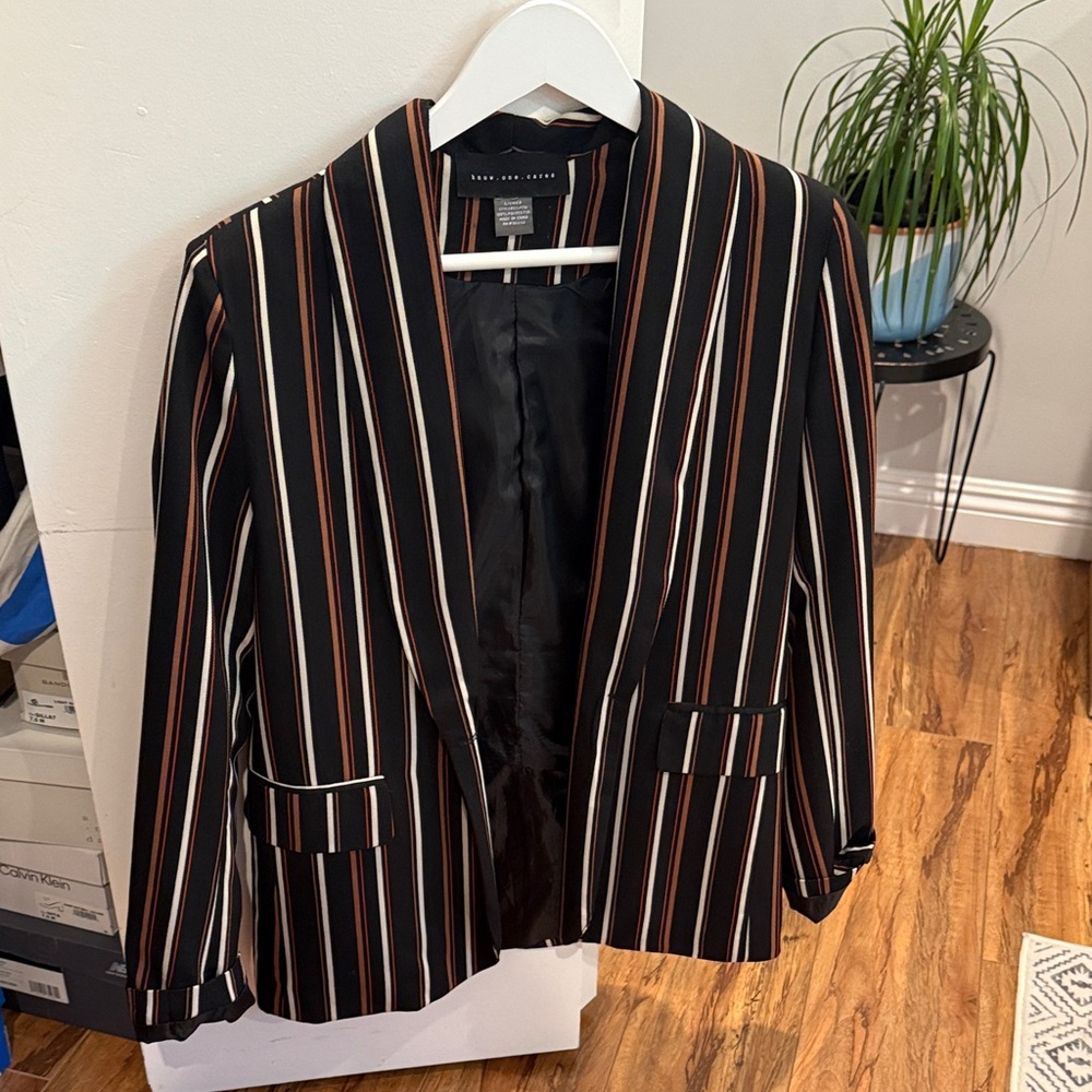 Chic Striped Women's Blazer